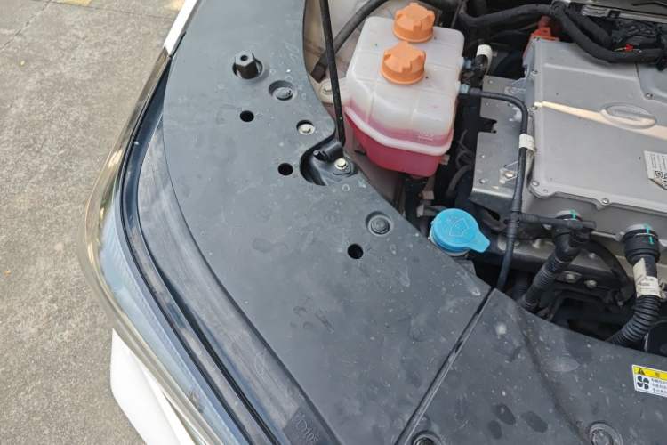 Used AION S 2020 Meizu 580 Pio Engine Bay Right