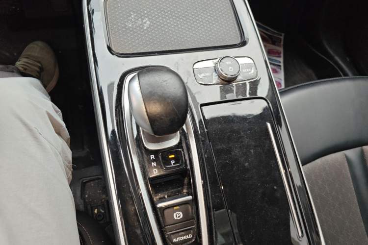 Used AION S 2020 Meizu 630 Gear Lever