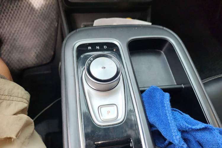 Used AION S 2020 Xuan 580 Gear Lever
