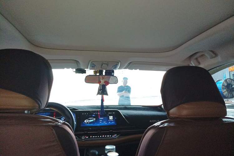 Used AION S 2020 Meizu 580 Pio Headliner
