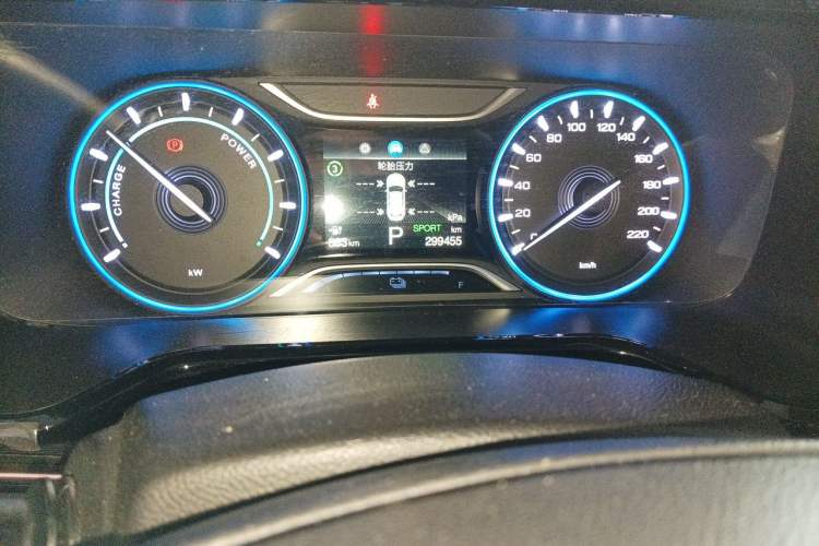 Used AION S 2020 Meizu 580 Pio Odometer Close Up
