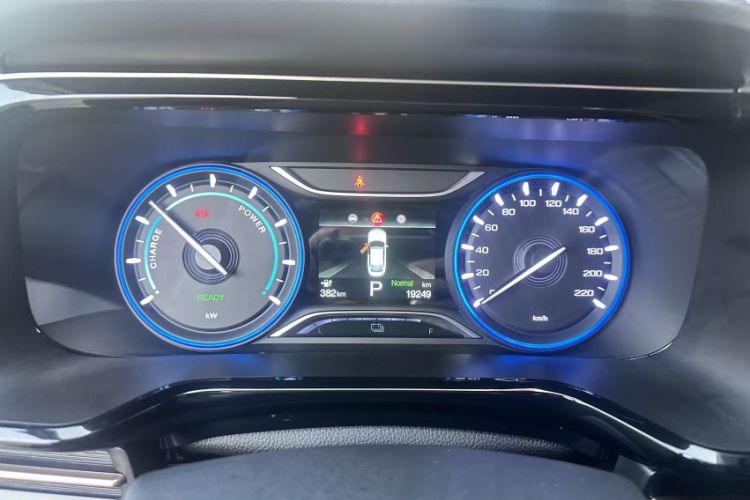 Used AION S 2020 Meizu 580 Pio Odometer Close Up