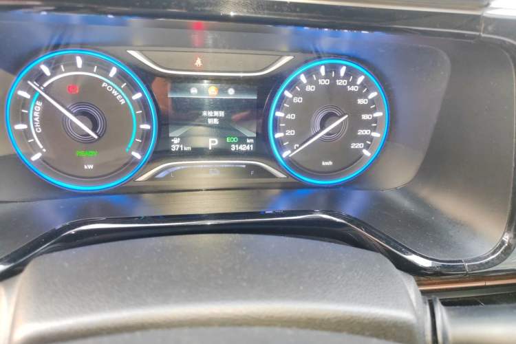 Used AION S 2020 Meizu 580 Odometer Close Up