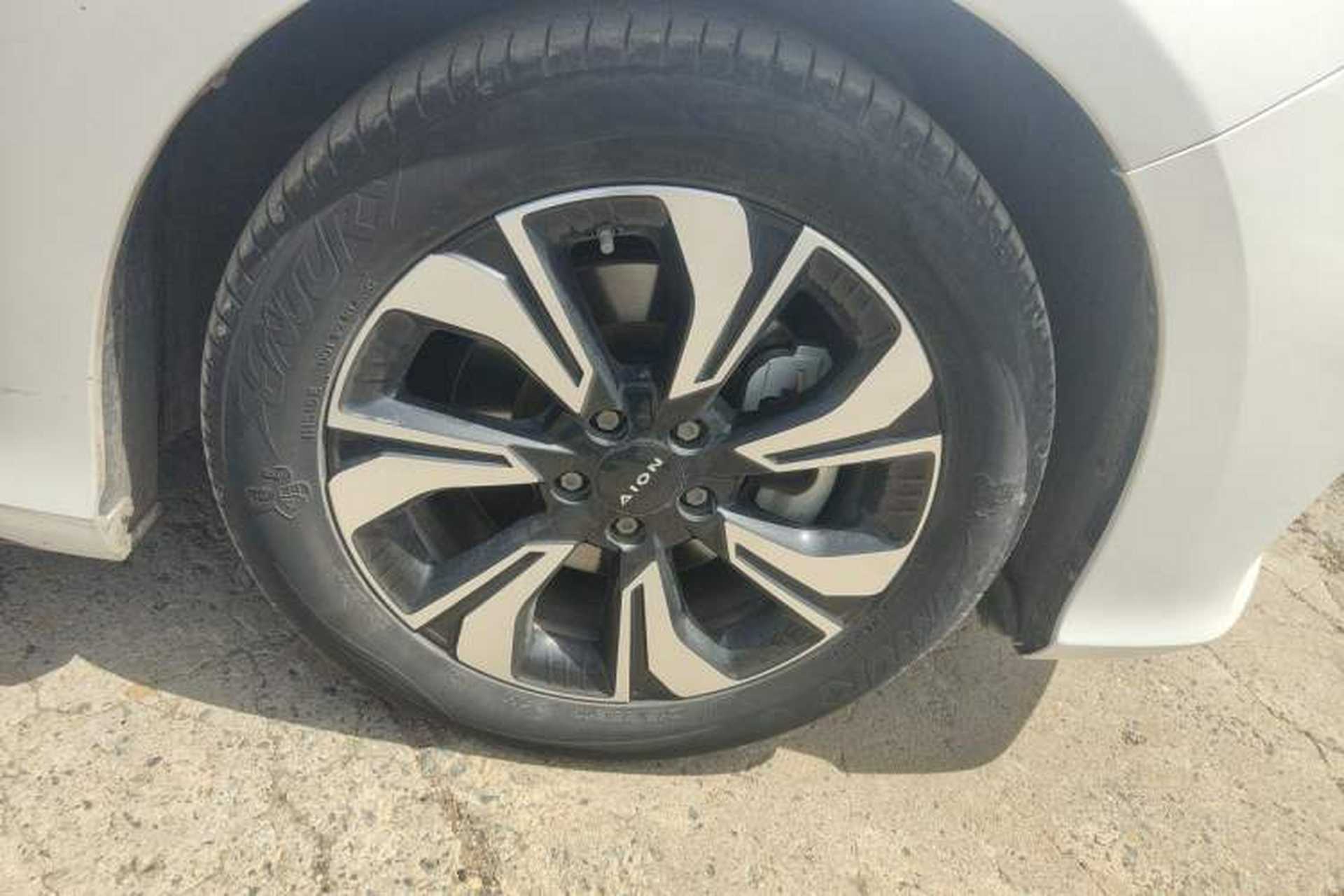 Used AION S 2020 Meizu 580 Travel Standard Edition Right Front Wheel Hub