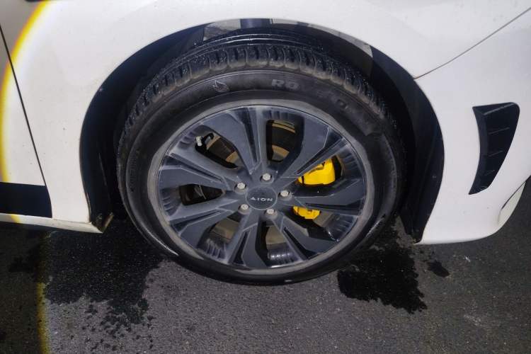 Used AION S 2020 Meizu 580 Right Front Wheel Hub