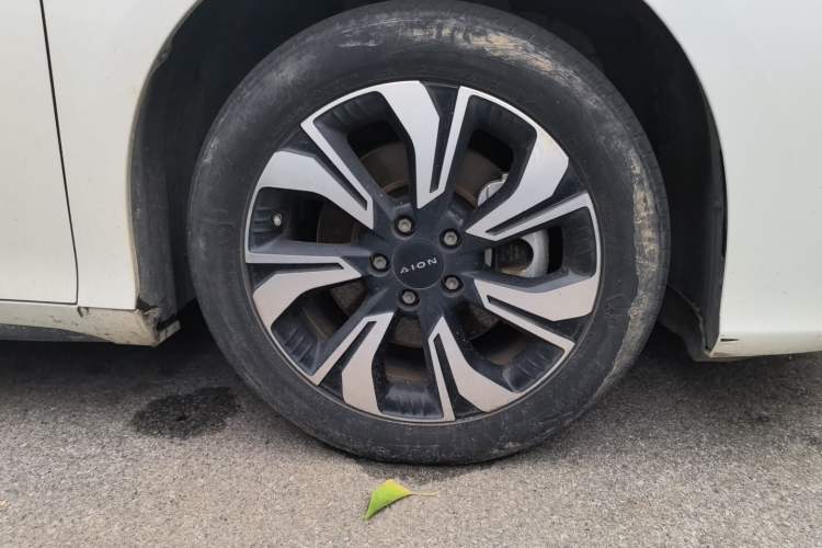 Used AION S 2020 Meizu 580 Right Front Wheel Hub