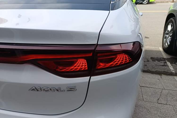Used AION S 2020 Meizu 580 Right Rear Taillight