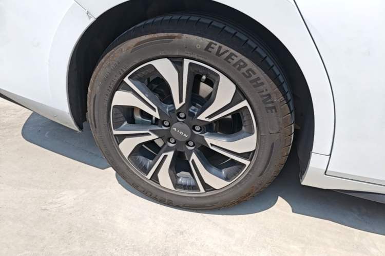 Used AION S 2020 Meizu 580 Right Rear Wheel Hub