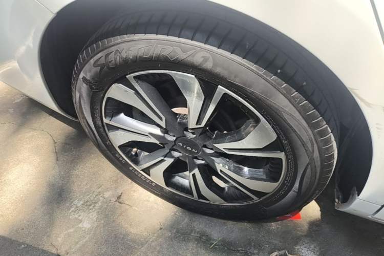 Used AION S 2020 Meizu 580 Travel Standard Edition Right Rear Wheel Hub