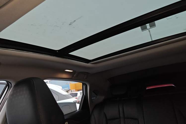 Used AION S 2022 Meizu 580 Pio Headliner