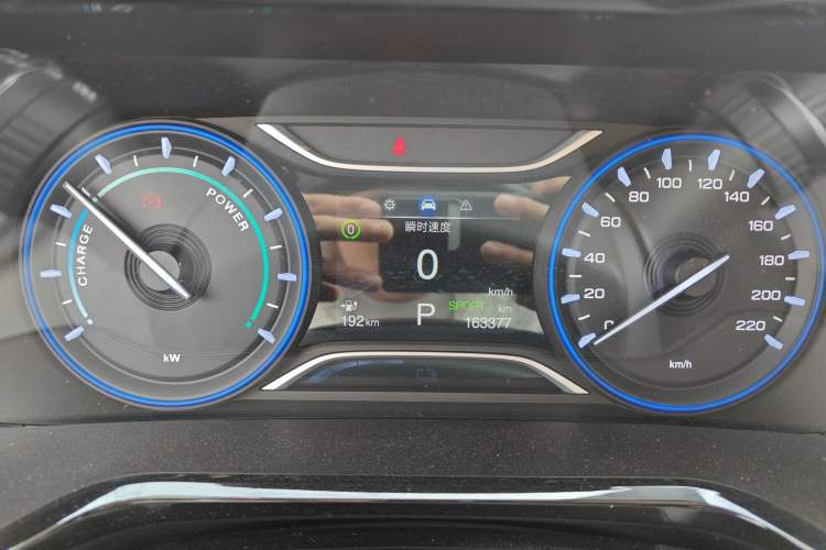 Used AION S 2022 Meizu 580 Odometer Close Up