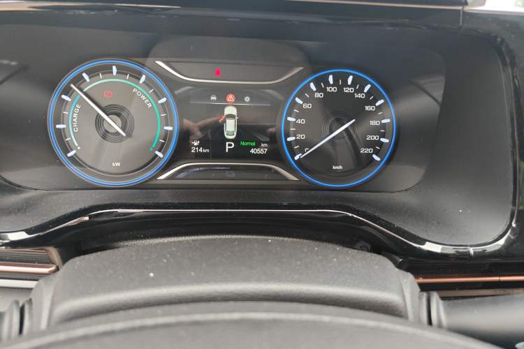 Used AION S 2022 Meizu 580 Odometer Close Up