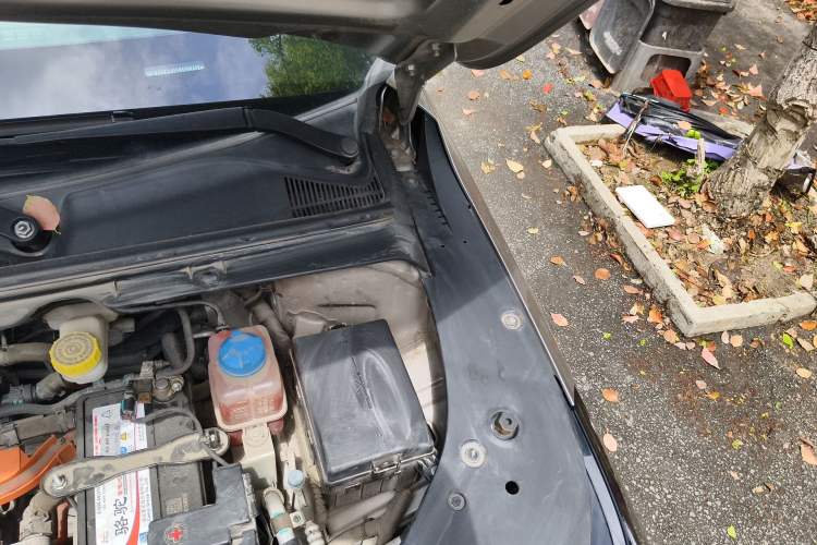Used AION S 2022 Meizu 580 Pio Engine Bay Left