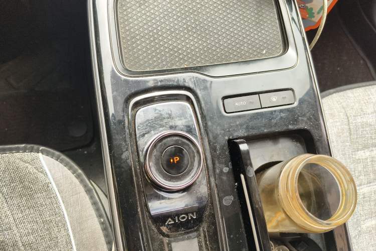 Used AION S 2022 Meizu 580 Pio Gear Lever