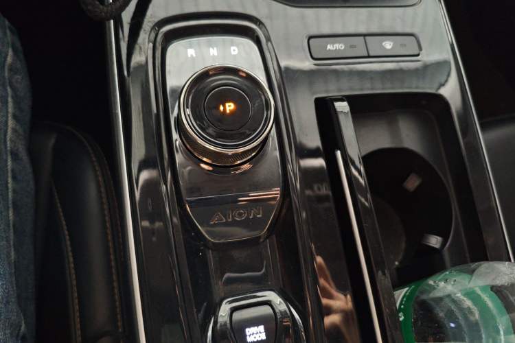 Used AION S 2022 Meizu 580 Gear Lever