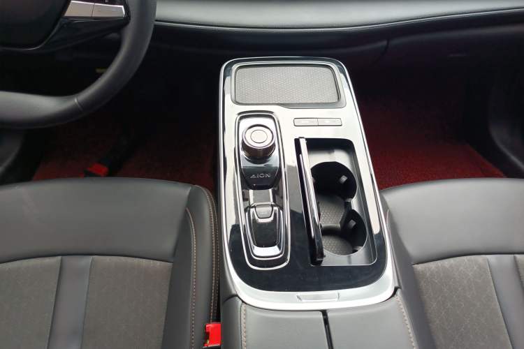 Used AION S 2022 Meizu 580 Gear Lever