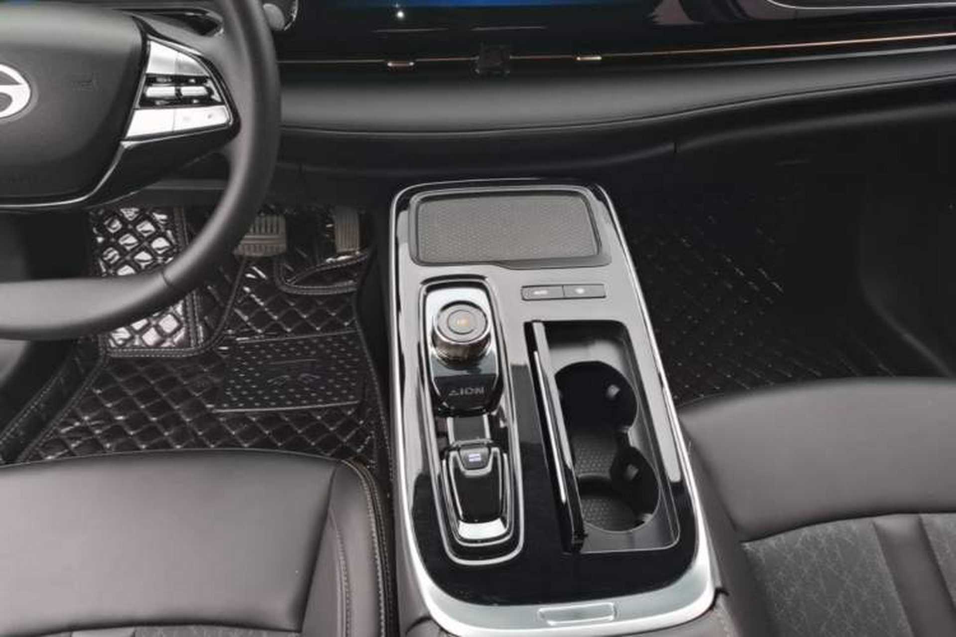 Used AION S 2022 Meizu 580 Gear Lever
