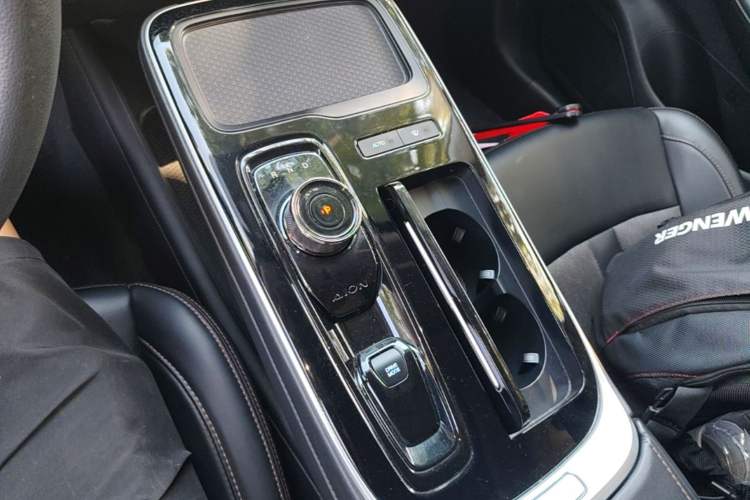 Used AION S 2022 Meizu 580 Gear Lever