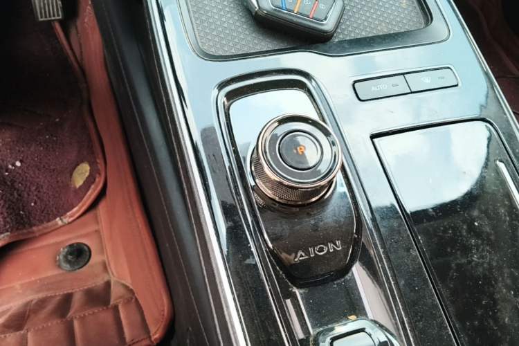 Used AION S 2022 Meizu 580 Gear Lever