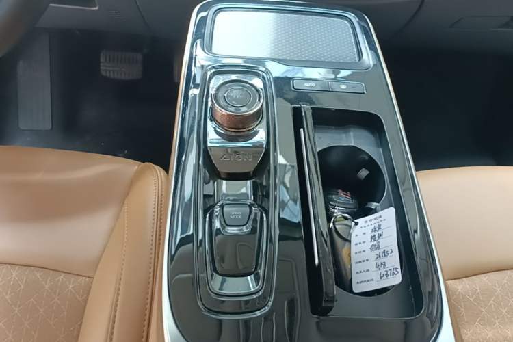 Used AION S 2022 Meizu 580 Gear Lever