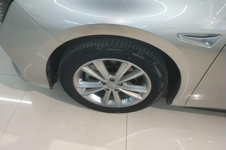Used AION S 2022 Meizu 580 Left Front Wheel Hub