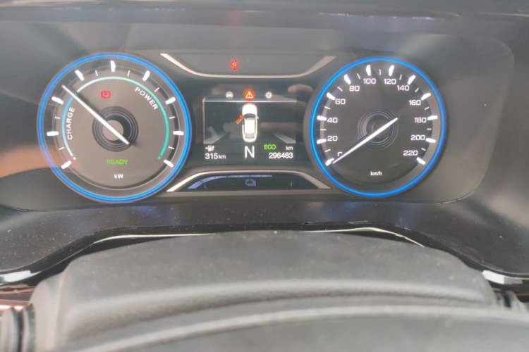 Used AION S 2022 Meizu 580 Odometer Close Up