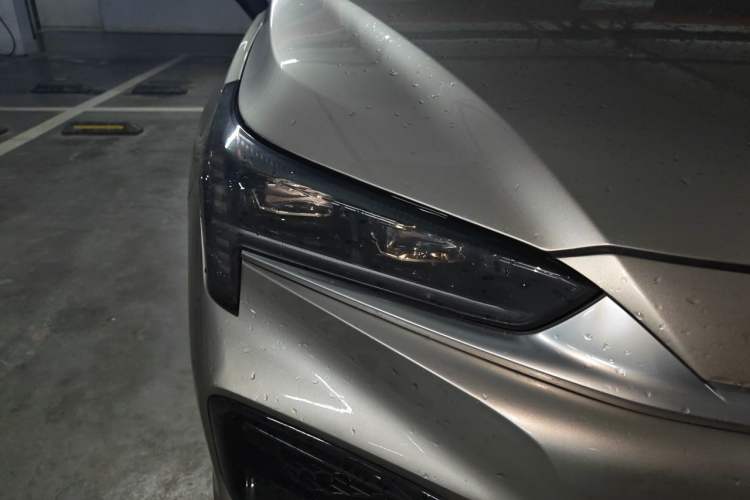 Used AION S 2022 Meizu 580 Pio Right Front Headlight