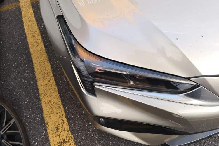 Used AION S 2022 Meizu 580 Pio Right Front Headlight