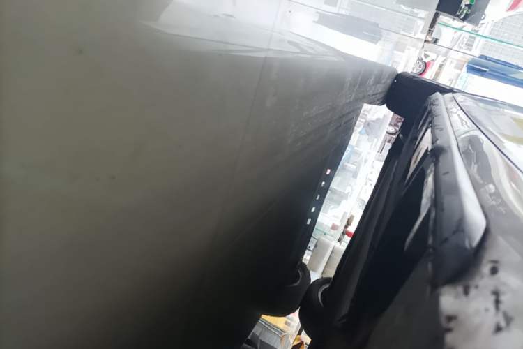 Used AION S 2022 Xuan 580 60kWh Right Side Sill