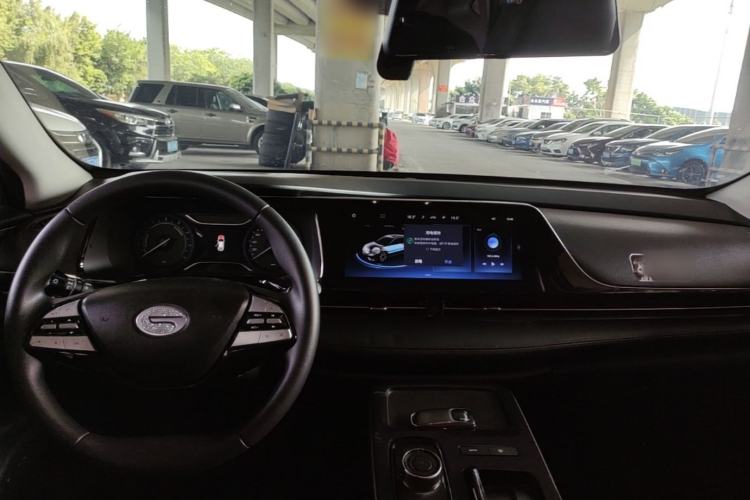 Used AION S 2022 Meizu 580 Business Edition Center Console