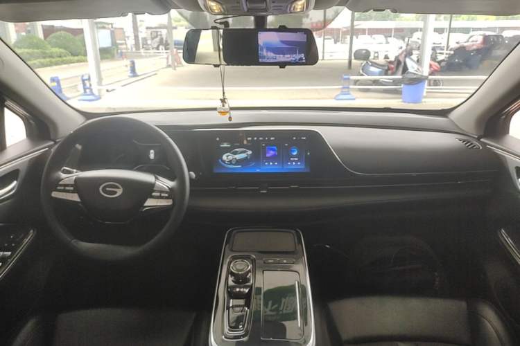 Used AION S 2022 Meizu 580 Pio Center Console