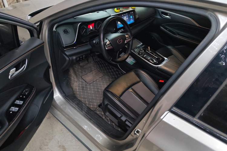 Used AION S 2022 Xuan 580 60kWh Driver Seat
