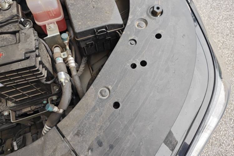 Used AION S 2022 Xuan 580 60kWh Engine Bay Left