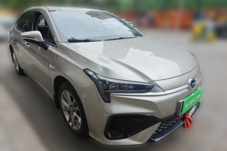 Used AION S 2022 Xuan 580 60kWh Front Right 45 Deg