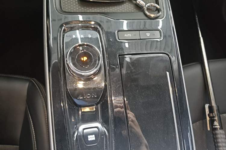 Used AION S 2022 Meizu 580 Gear Lever