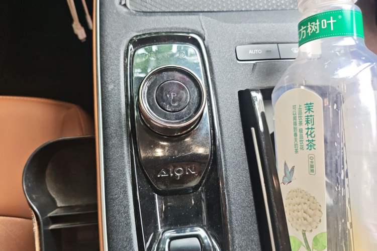 Used AION S 2022 Meizu 580 Gear Lever