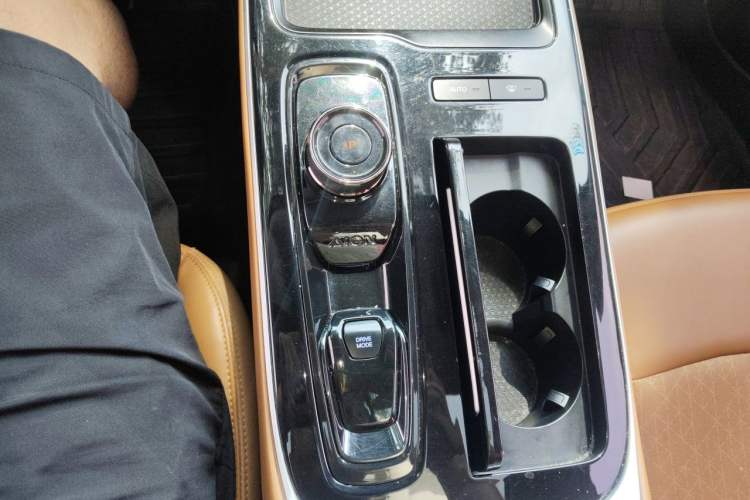 Used AION S 2022 Meizu 580 Gear Lever