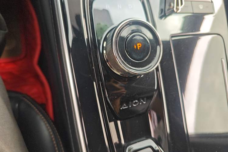 Used AION S 2022 Meizu 580 Pio Gear Lever