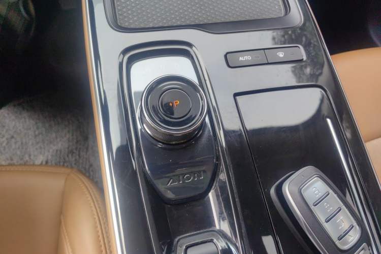 Used AION S 2022 Meizu 580 Gear Lever