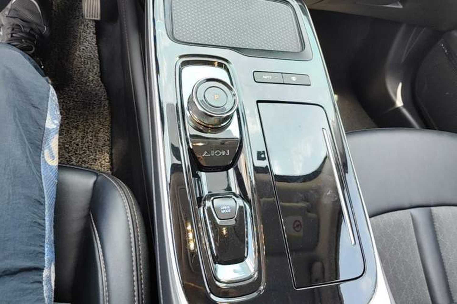 Used AION S 2022 Meizu 580 Gear Lever