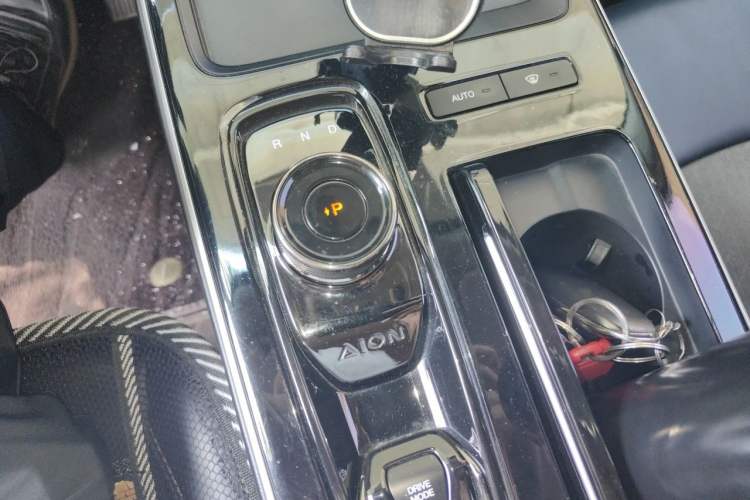Used AION S 2022 Meizu 580 Pio Gear Lever