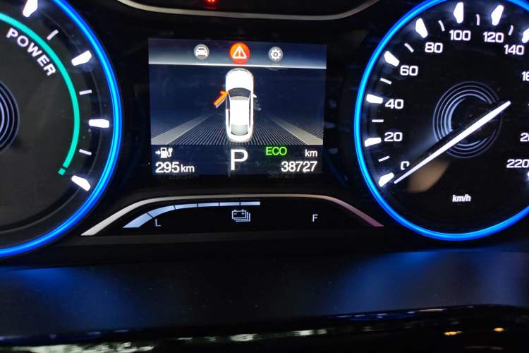 Used AION S 2022 Xuan 580 60kWh Odometer Close Up