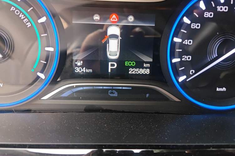 Used AION S 2022 Xuan 580 60kWh Odometer Close Up