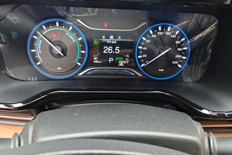 Used AION S 2022 Meizu 580 Business Edition Odometer Close Up