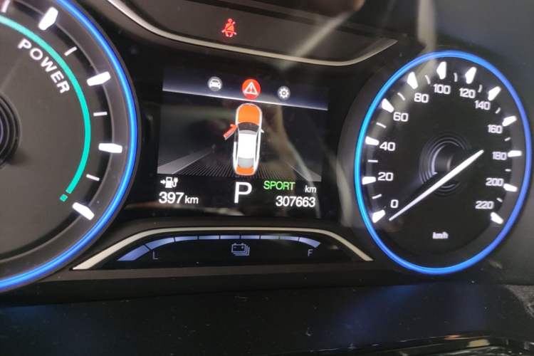 Used AION S 2022 Meizu 580 Business Edition Odometer Close Up