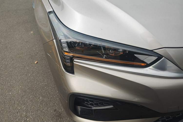 Used AION S 2022 Meizu 580 Pio Right Front Headlight