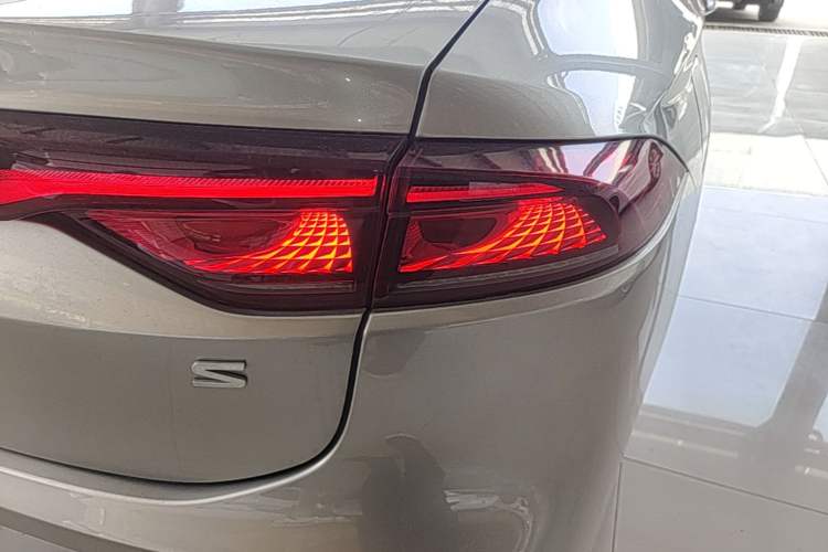 Used AION S 2022 Meizu 580 Pio Right Rear Taillight