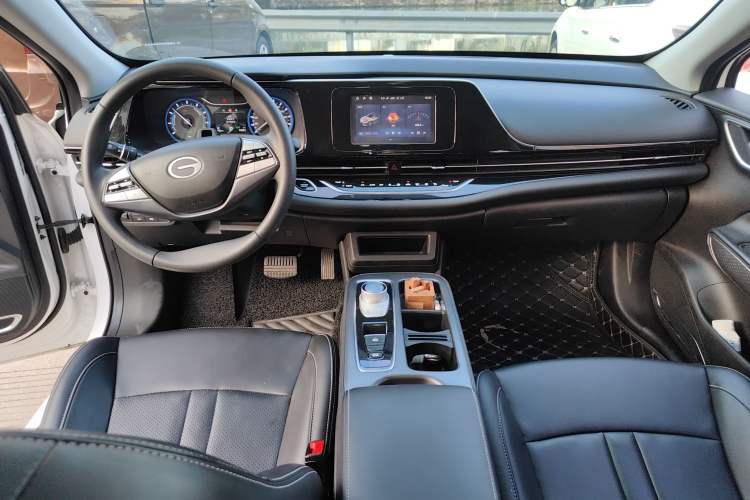 Used AION S 2022 Xuan 580 Pio 60kWh Center Console