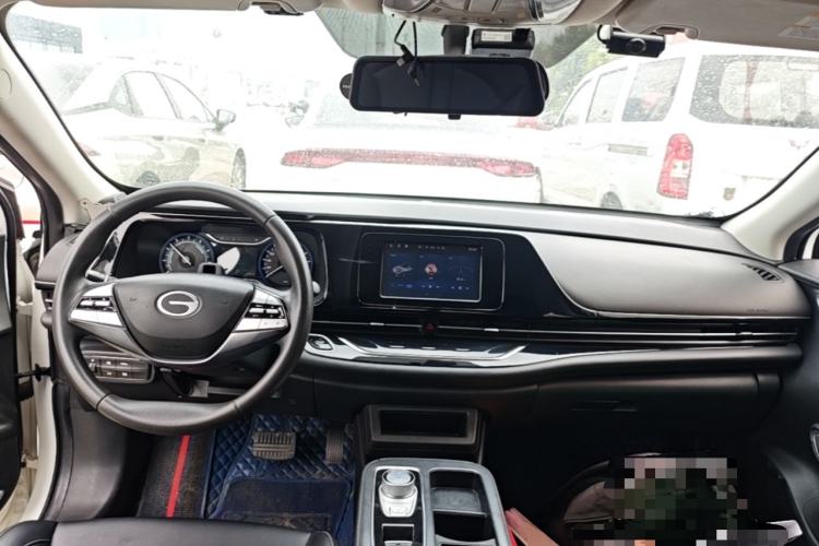 Used AION S 2022 Xuan 580 Pio 59.4 kWh Center Console