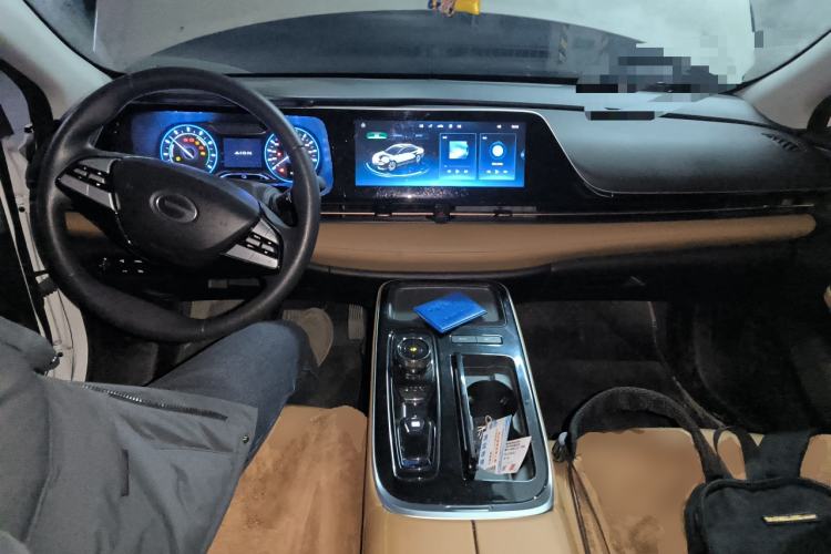 Used AION S 2022 Xuan 580 Pio 60kWh Center Console
